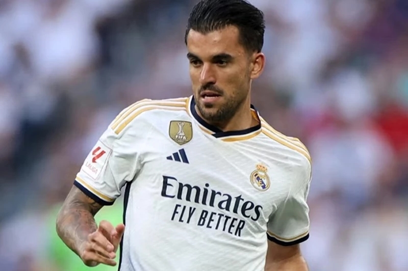 لاعب ريال مدريد يسبب انقساما في بيتيس