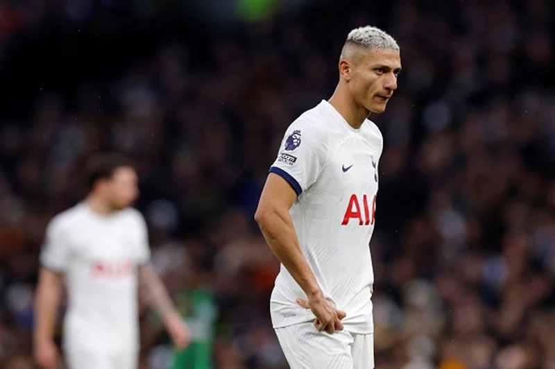 هل ينتقل ريتشارليسون إلى الدوري السعودي؟.. رئيس توتنهام يجيب