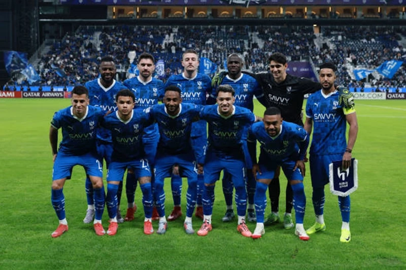 إصابة لاعب الهلال تبعده 10 أيام.. وشكوك حول لحاقه بموقعة دوري الأبطال