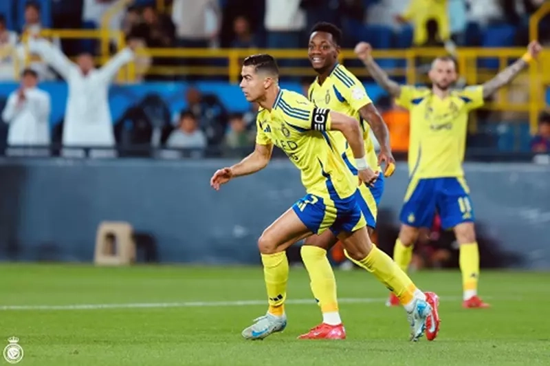 مشاركة قارية لرونالدو.. الاتحاد يقدم هدية للنصر