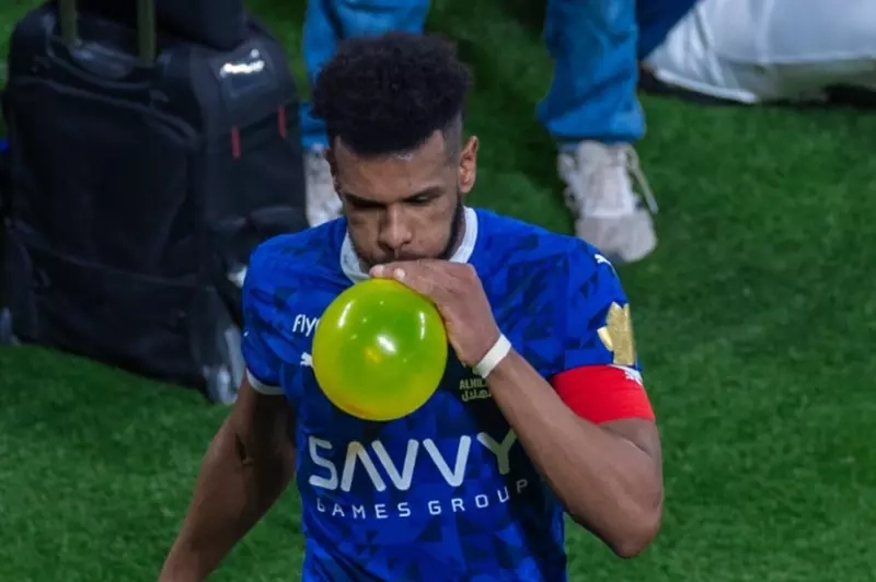 علي البليهي يقترب من مغادرة الهلال