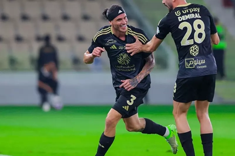 مدافع بدرجة مهاجم.. إيبانيز يحصد جائزة لاعب شهر إبريل في دوري روشن