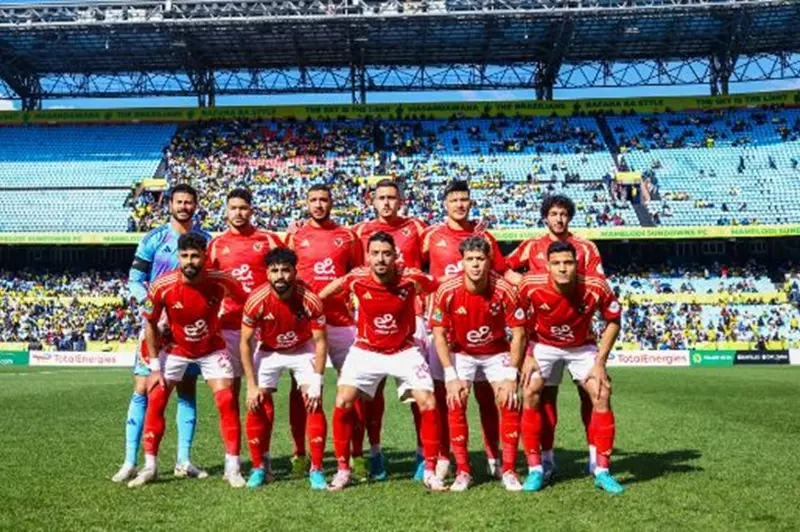 تواجد ثنائي الأهلي ولاعب من بيراميدز.. أكثر اللاعبين دقة في التمريرات بدوري الأبطال