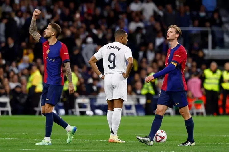 بكاء وحقيقة الانسحاب.. أزمة ريال مدريد في كلاسيكو الكأس من البداية للنهاية
