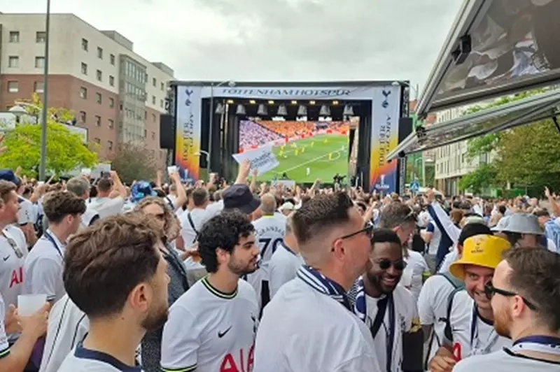 توتر بين مشجعي يونايتد وتوتنهام قبل نهائي الدوري الأوروبي (فيديو)
