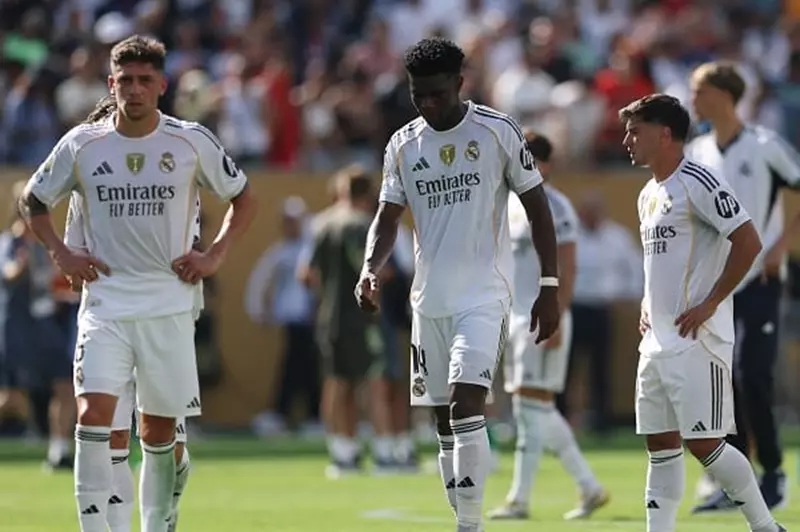 ألونسو يطالب بتعزيزات إضافية.. وريال مدريد يترقب عمليات البيع