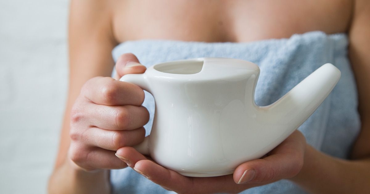 How to Do a Sinus Flush at Home