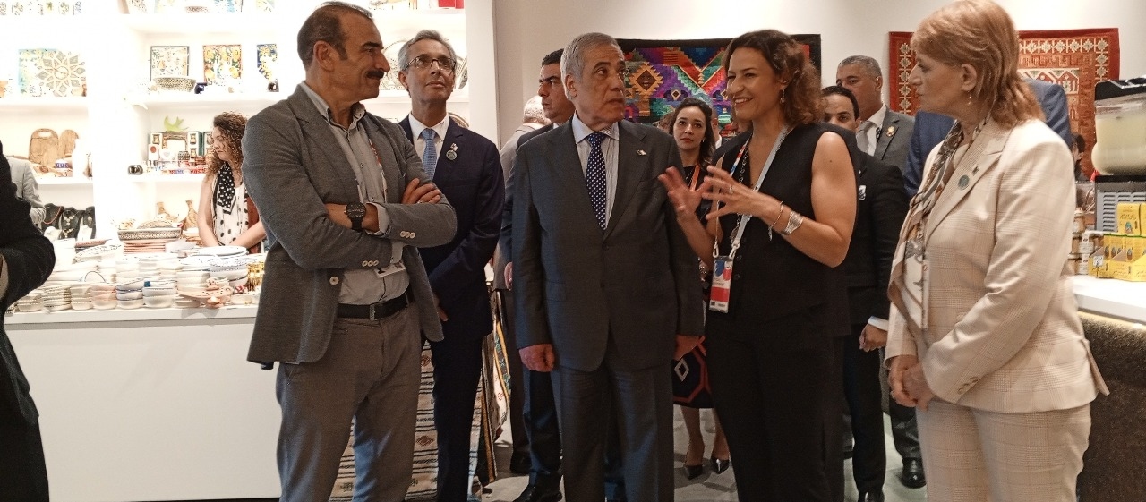 الوزير الأول الجزائري يؤدي زيارة رسمية الى الجناح التونسي بـ"إكسبو 2025 أوساكا"