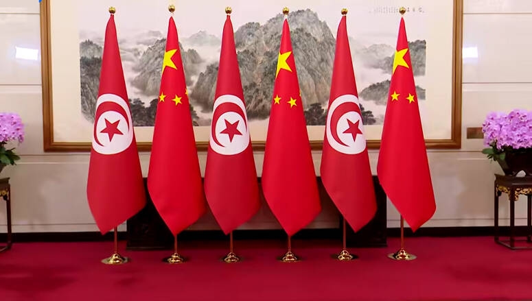 مسؤول دبلوماسي صيني سابق : بيكين وتونس يمكنهما مزيد تطوير علاقاتهما في مجالي التجارة والسياحة