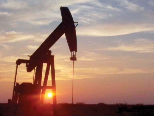 Oil drifts lower on rising supply, concerns about demand