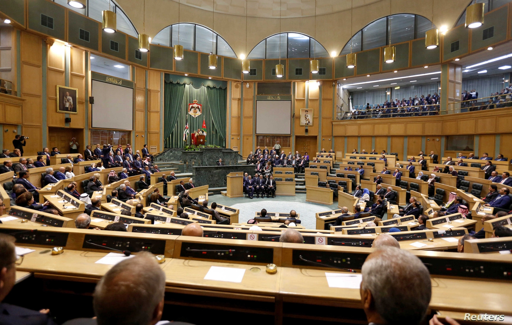 No end in sight: Iraq's Parliament drowns in delays and disagreements