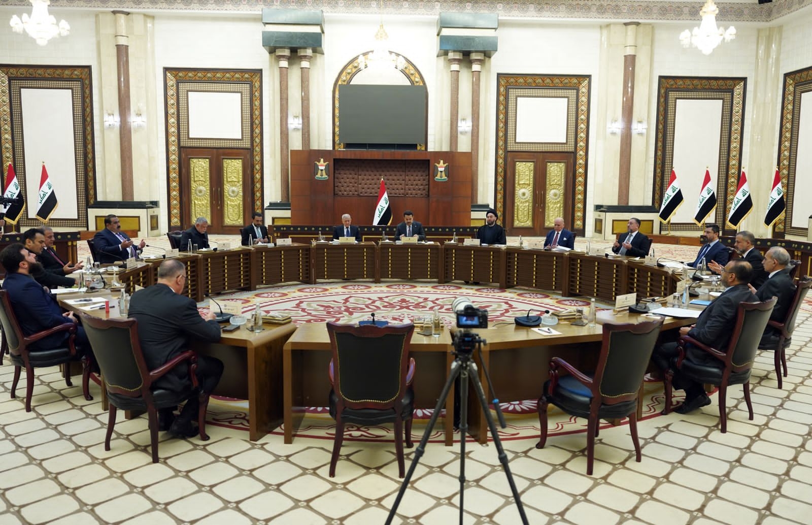 بسبب مقاطعة الكورد والسنة.. إدارة الدولة يفشل بعقد اجتماعه الطارئ للمرة الثانية