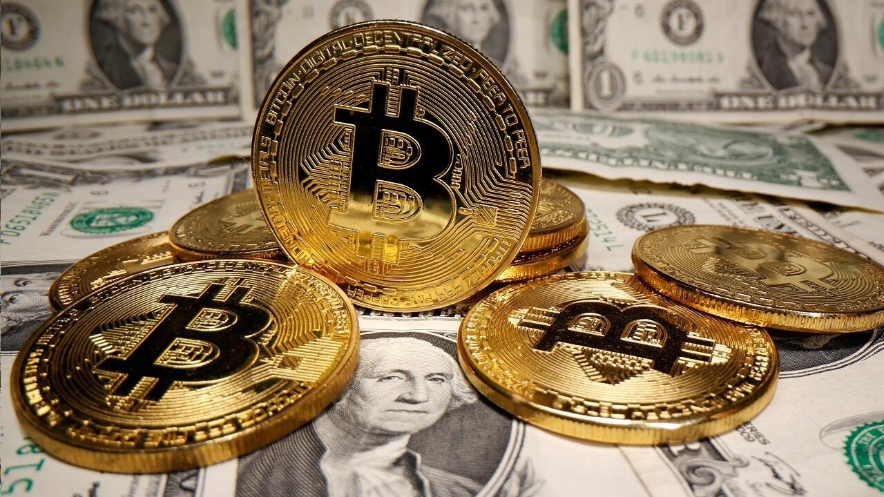 "بتكوين" دون 90 ألف دولار مع انحسار تأثير ترامب