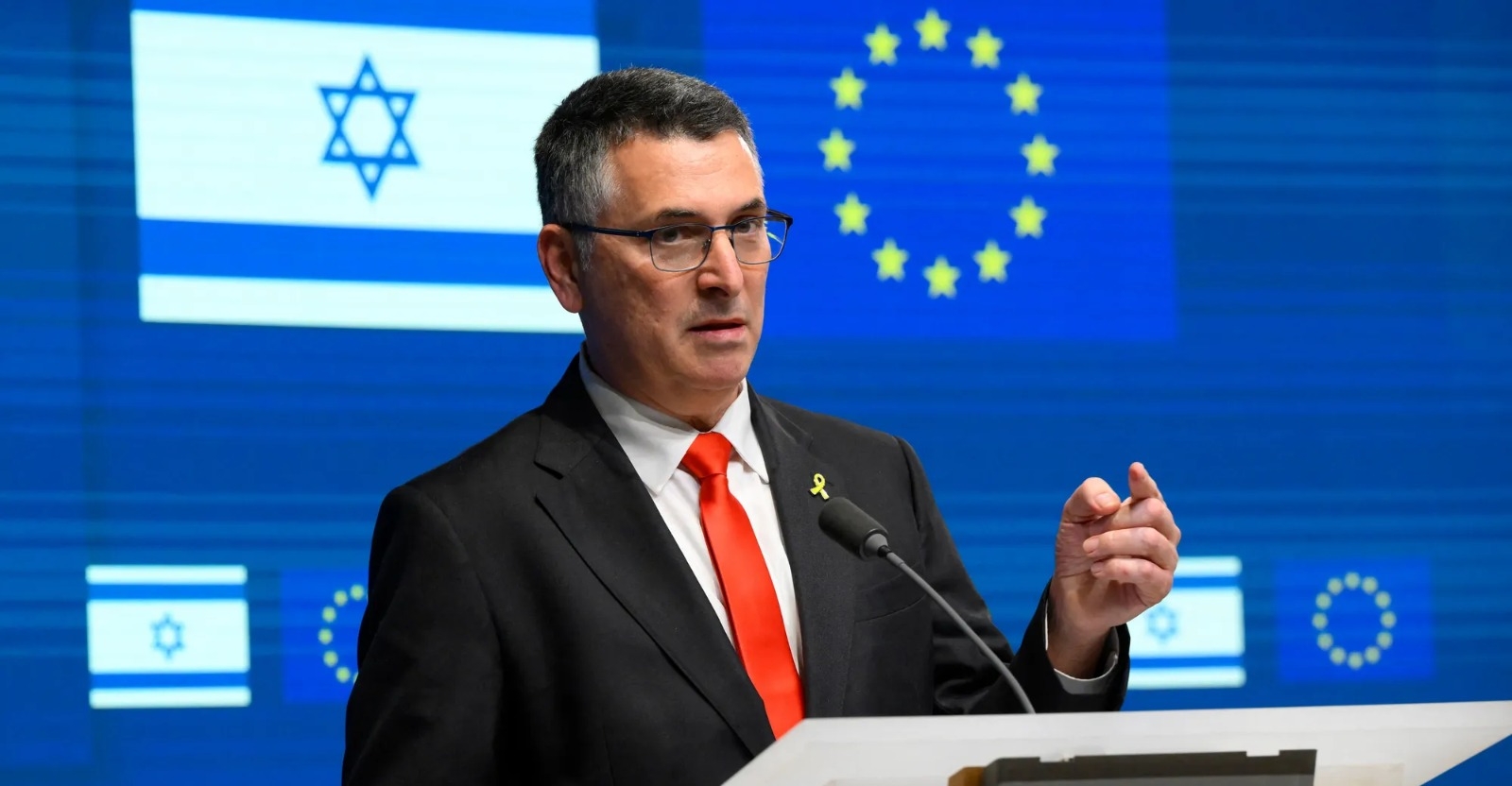 Israeli FM: Jihadi group seized power in Syria