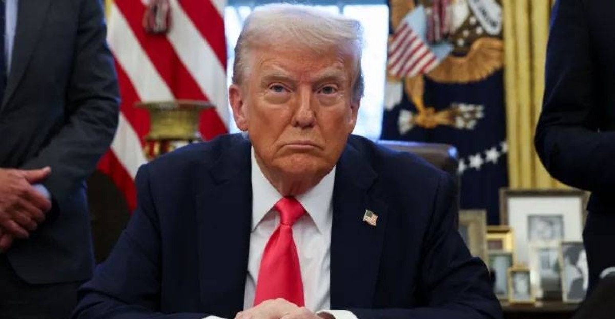 USD hits 6-month low due to Trump's new tariffs