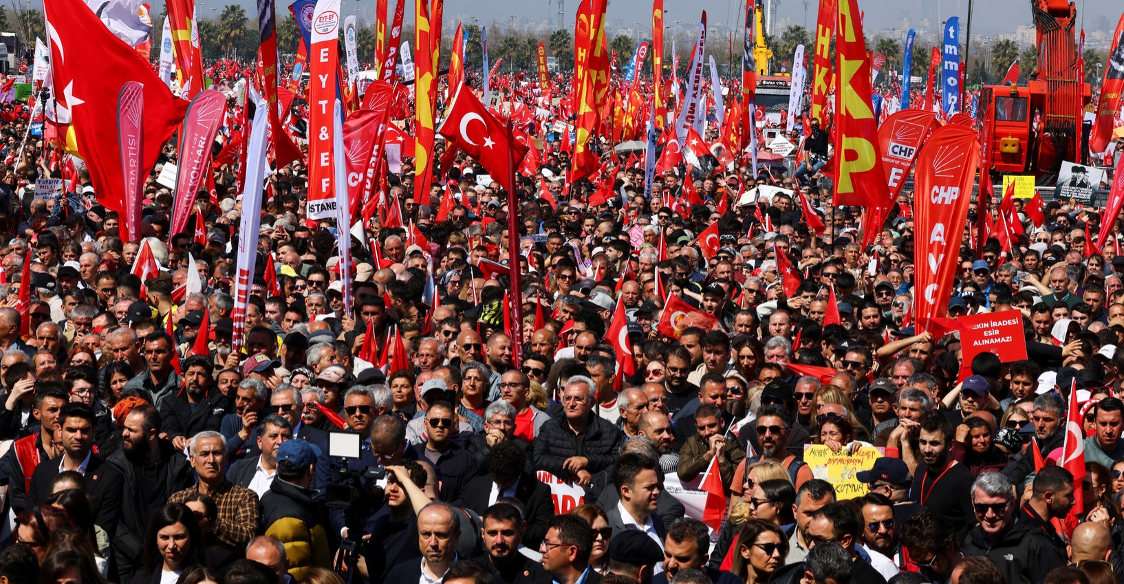 "We will defeat injustice": Turkiye opposition pushes for snap polls