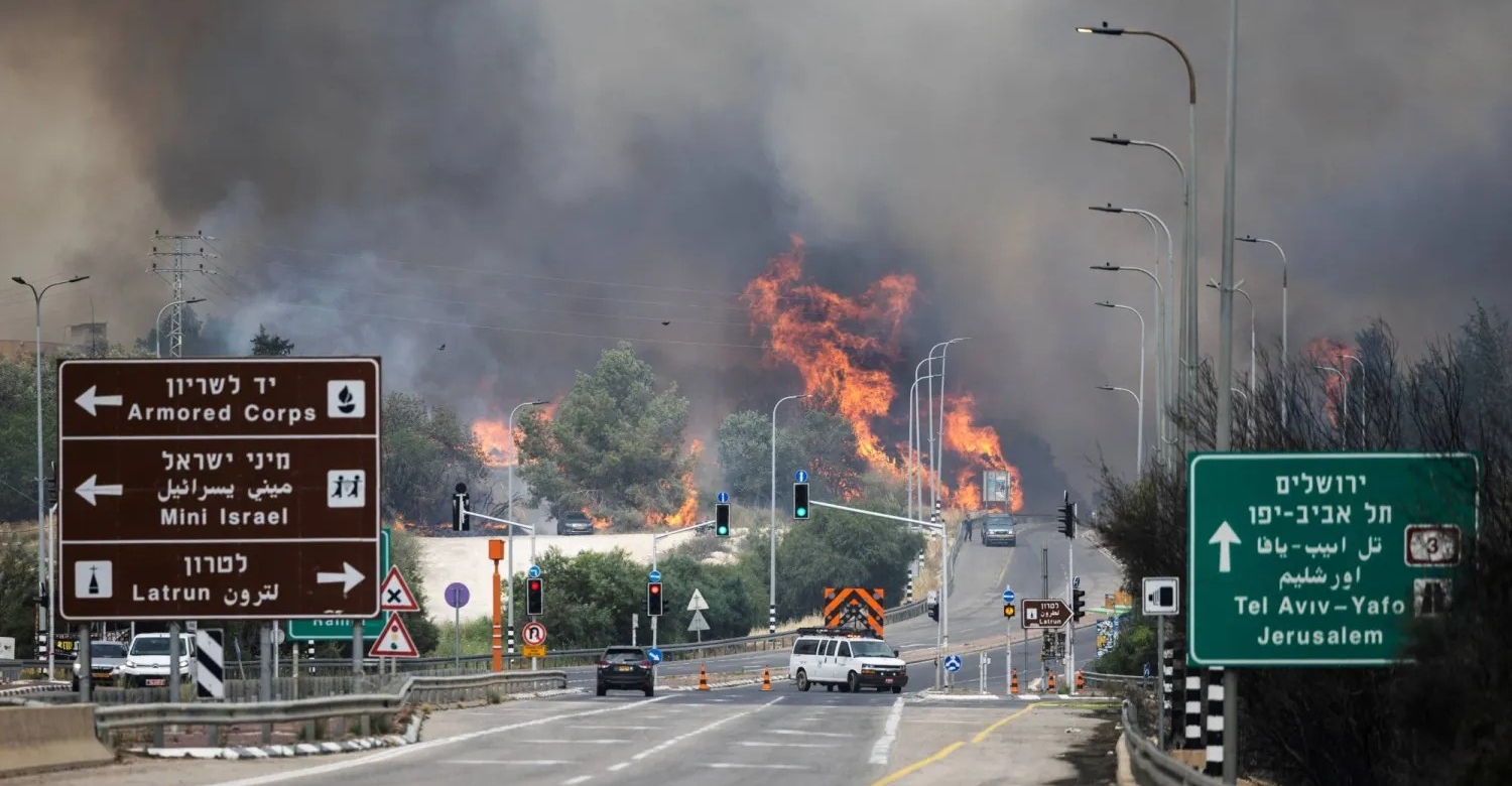 Jerusalem hills wildfires spark state of emergency in Israel