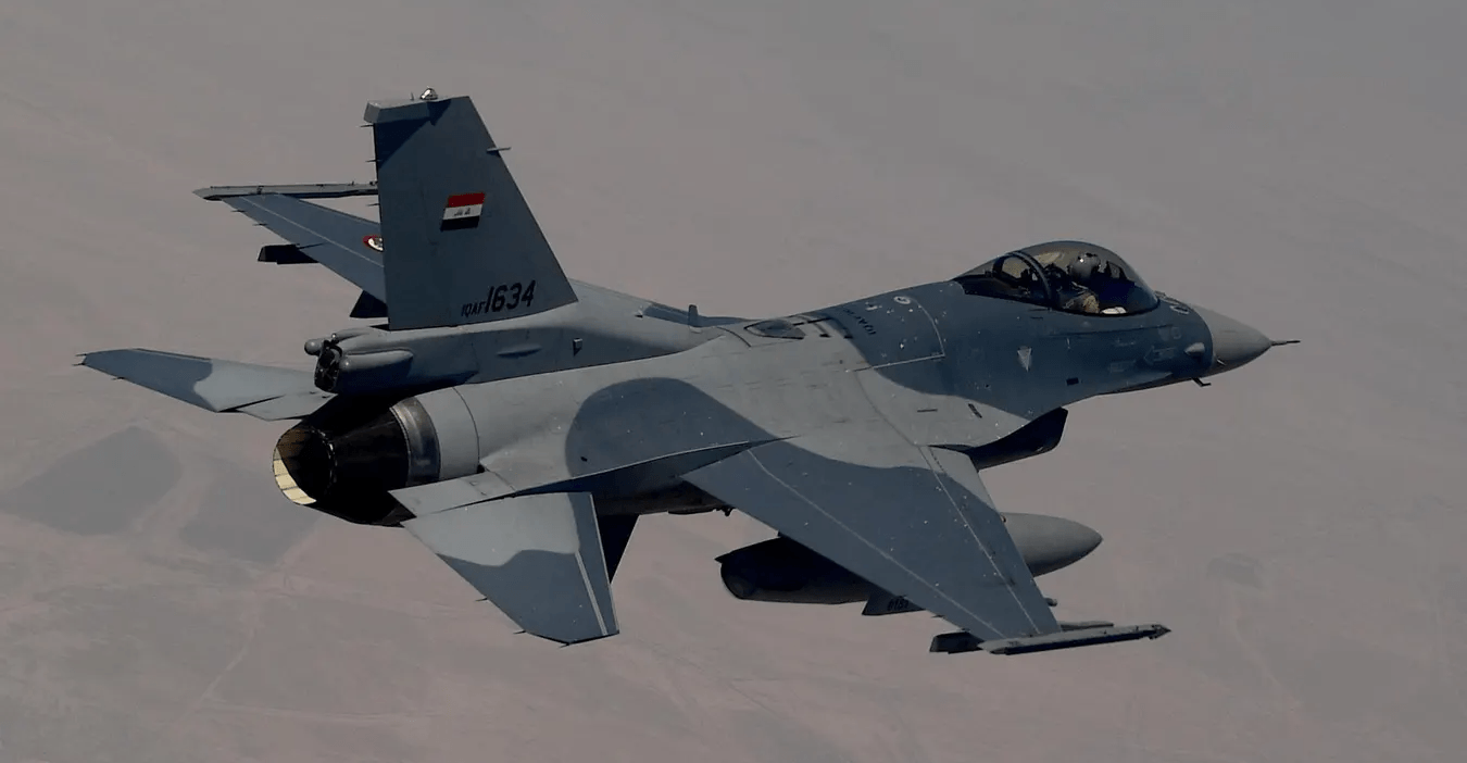 الـF-16 العراقية تستهدف "مضافات" لمسلحين في محيط صلاح الدين.. فيديو