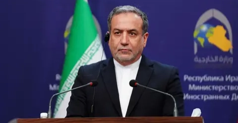 عشية الجولة الخامسة.. عراقچي يدرس موقف طهران وويتكوف مستعد للمفاوضات
