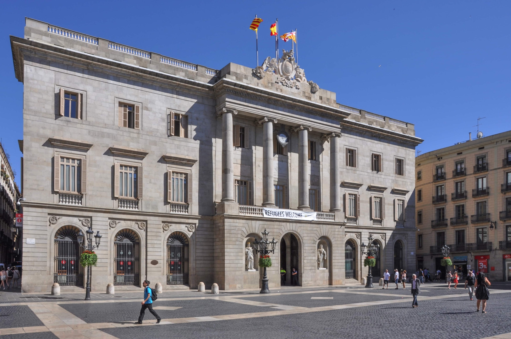 Barcelona cuts ties with Israel over Gaza massacres
