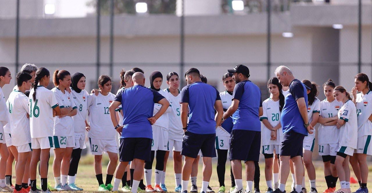 "الساحات المكشوفة".. منتخب العراق للسيدات يستعد لبطولة آسيا لكرة القدم