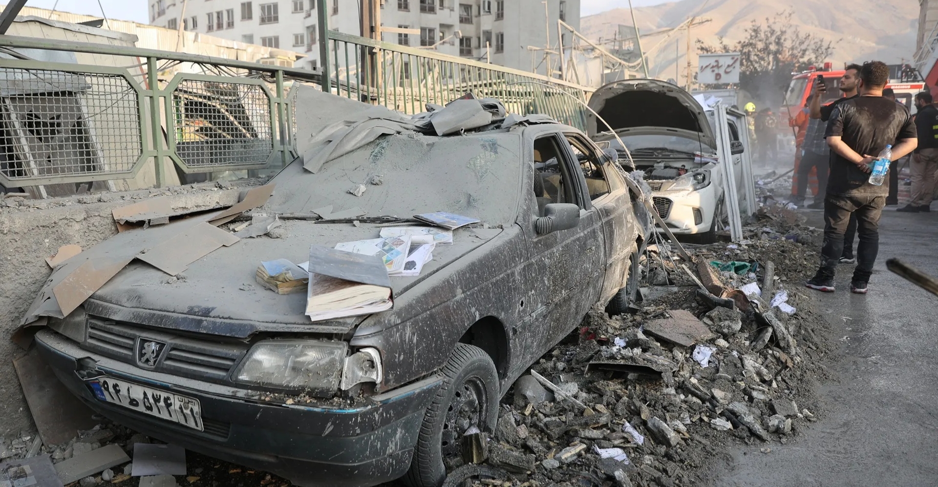 القصف الإسرائيلي يوقع أكثر من 400 ضحية في طهران