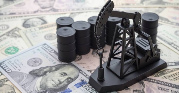 أسعار النفط تقفز لأكثر من 76 دولارا للبرميل