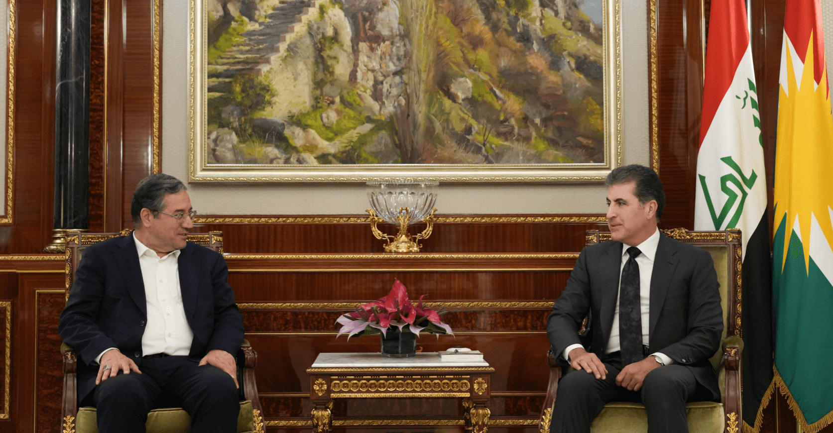 President Barzani, Iranian official push to boost trade