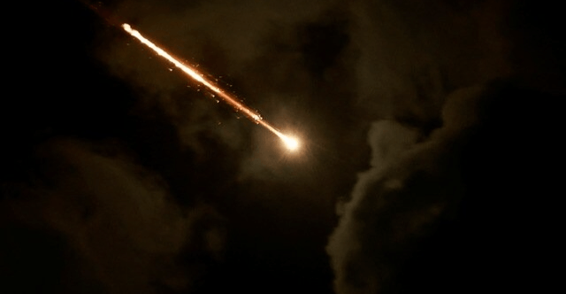Yemen's Houthis strike Israel's Ben Gurion Airport