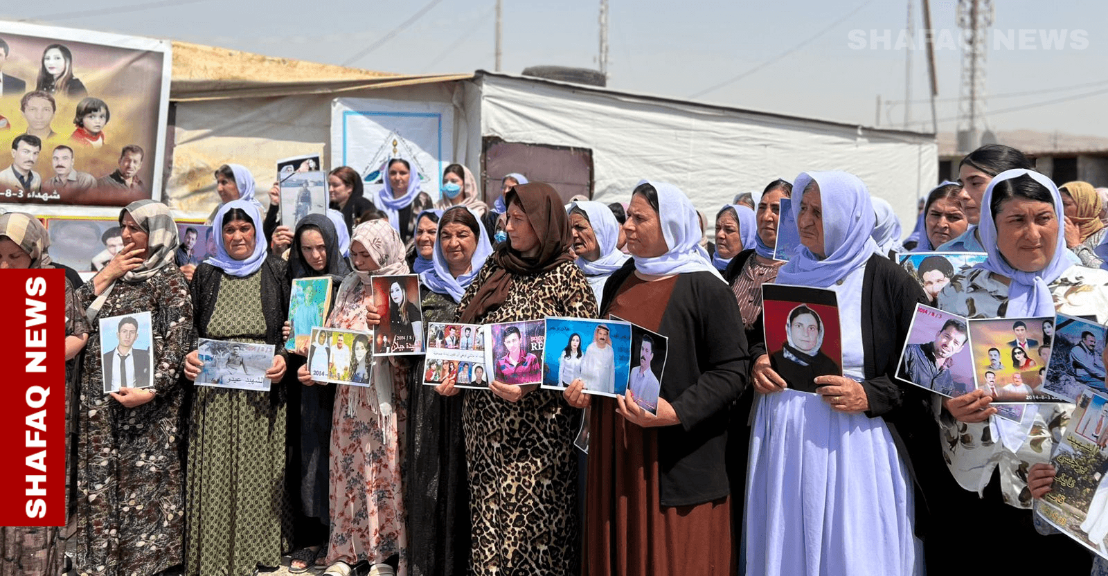 الإيزيديون يحييون الذكرى الـ11 لإبادتهم الجماعية في خيمة "داي شمي" بزاخو (صور)