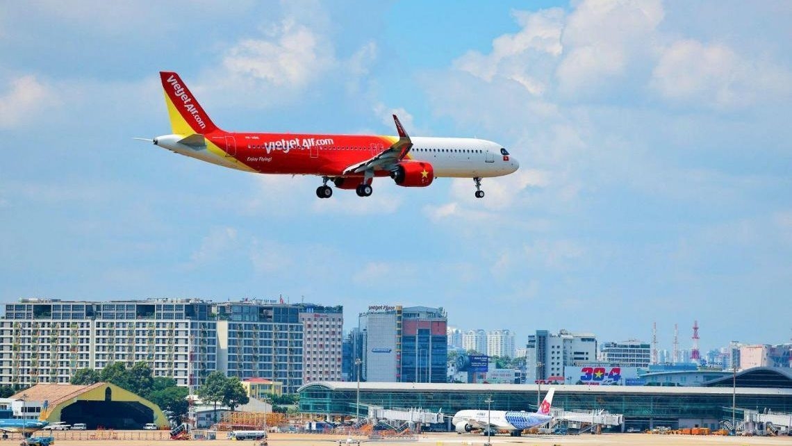 Vietjet and Qazaq Air to launch new airline Vietjet Qazaqstan with at least 20 Boeing 737 jets