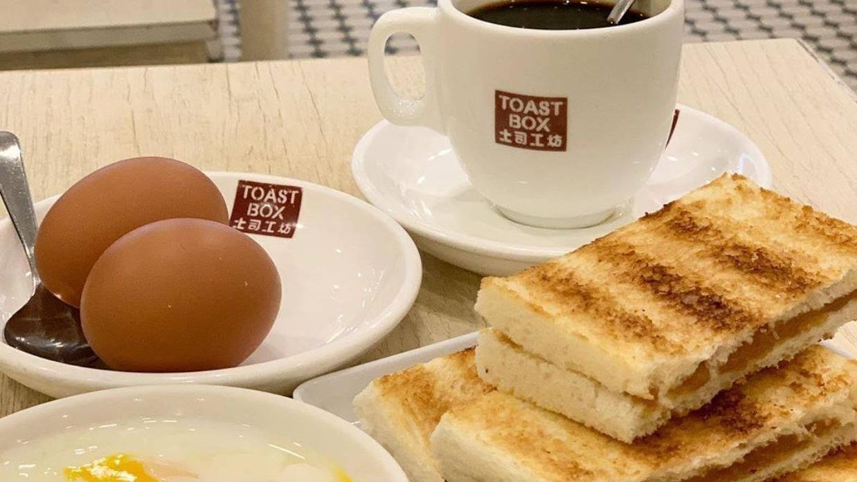 'This is daylight robbery': Toast Box patrons upset with difference in menu pictures and actual items