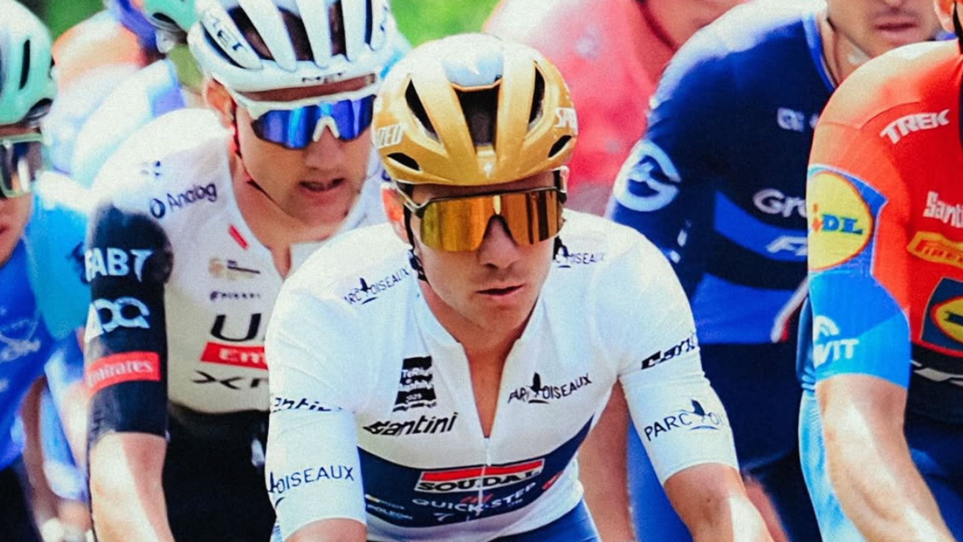 Remco Evenepoel takes yellow jersey after a 'perfect plan' at the stage 4 of the Critérium du Dauphiné