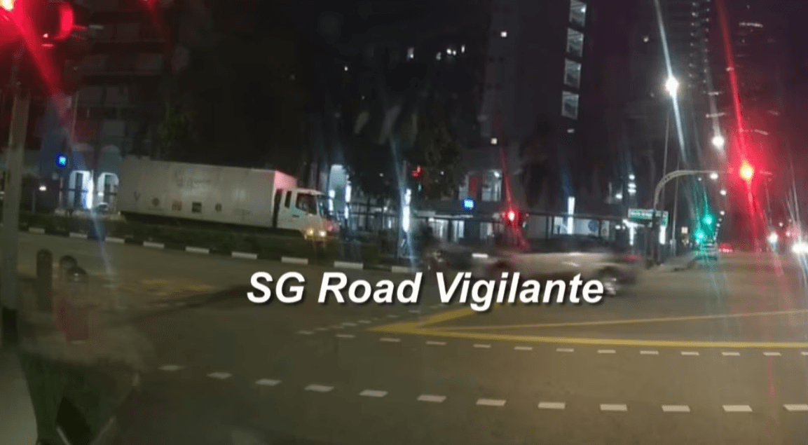 41-year-old cyclist gets injured and loses consciousness after running red light and crashing into car at Bugis