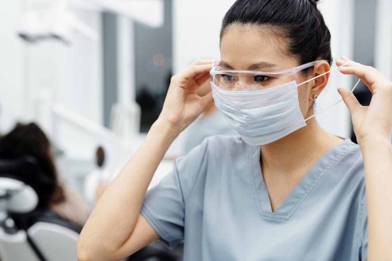 Filipino nurses and doctors face grim job future, survey warns