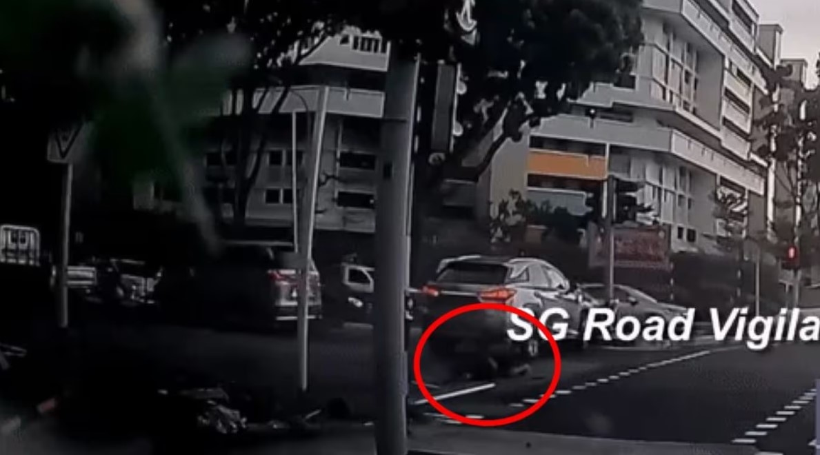 Elderly car driver runs over PAB rider and flees scene at Hougang