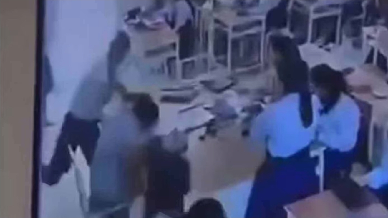 Unhappy with getting 90% in test instead of perfect score, student assaults teacher in class