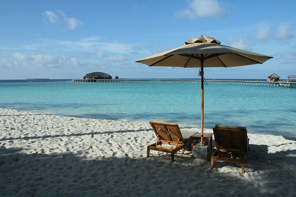 Expedia reveals cheapest times to fly and how to beat the crowds this summer