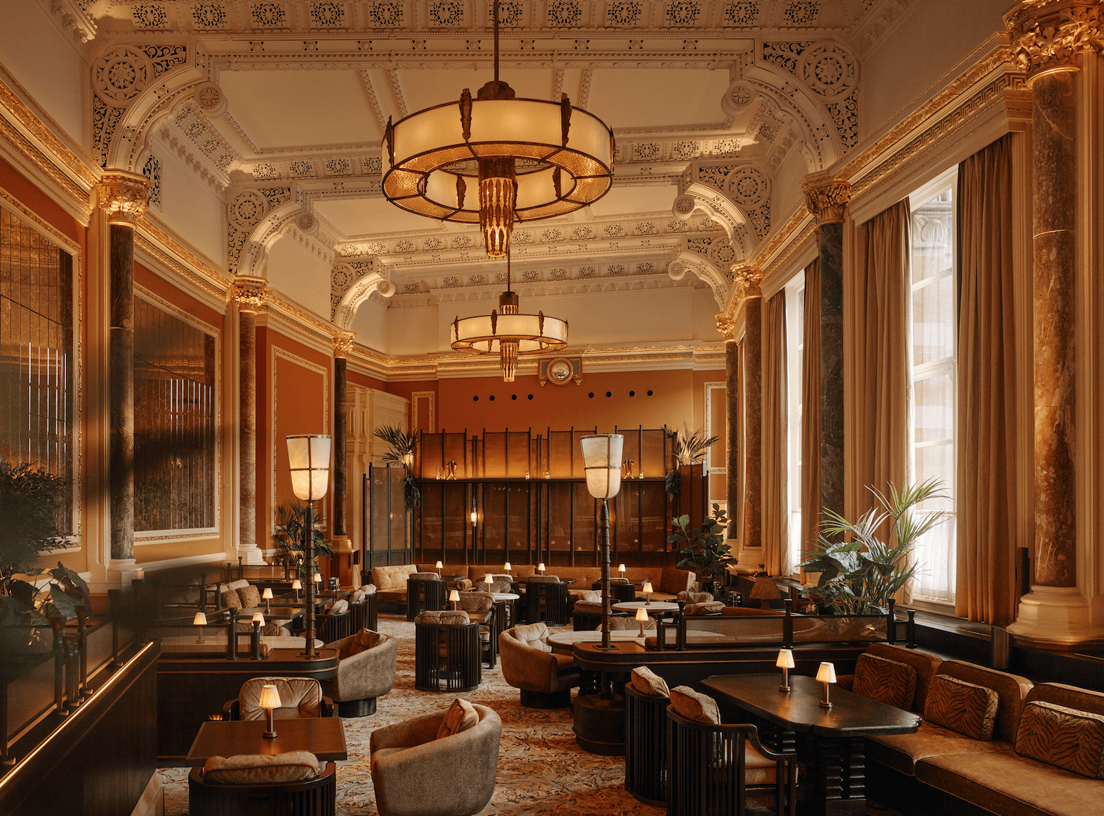 One of the most glamorous dining rooms in London has shut without warning