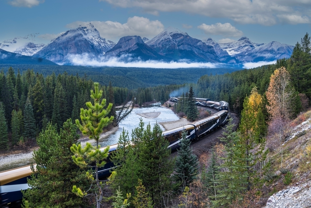 This glass-roof train that travels through the US and Canada was just named the world's best rail journey