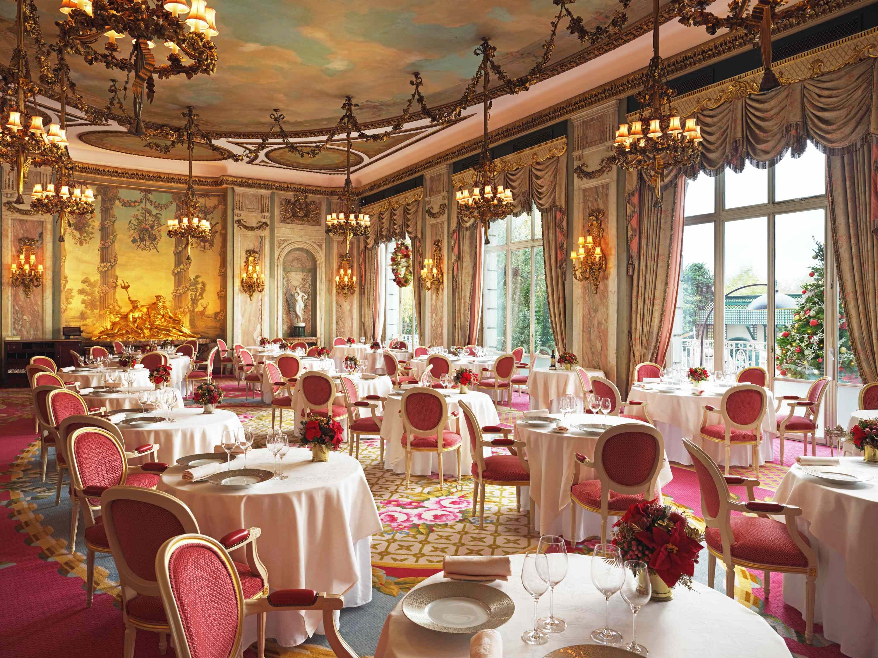 The Ritz has been named the UK's best restaurant at the National Restaurant Awards
