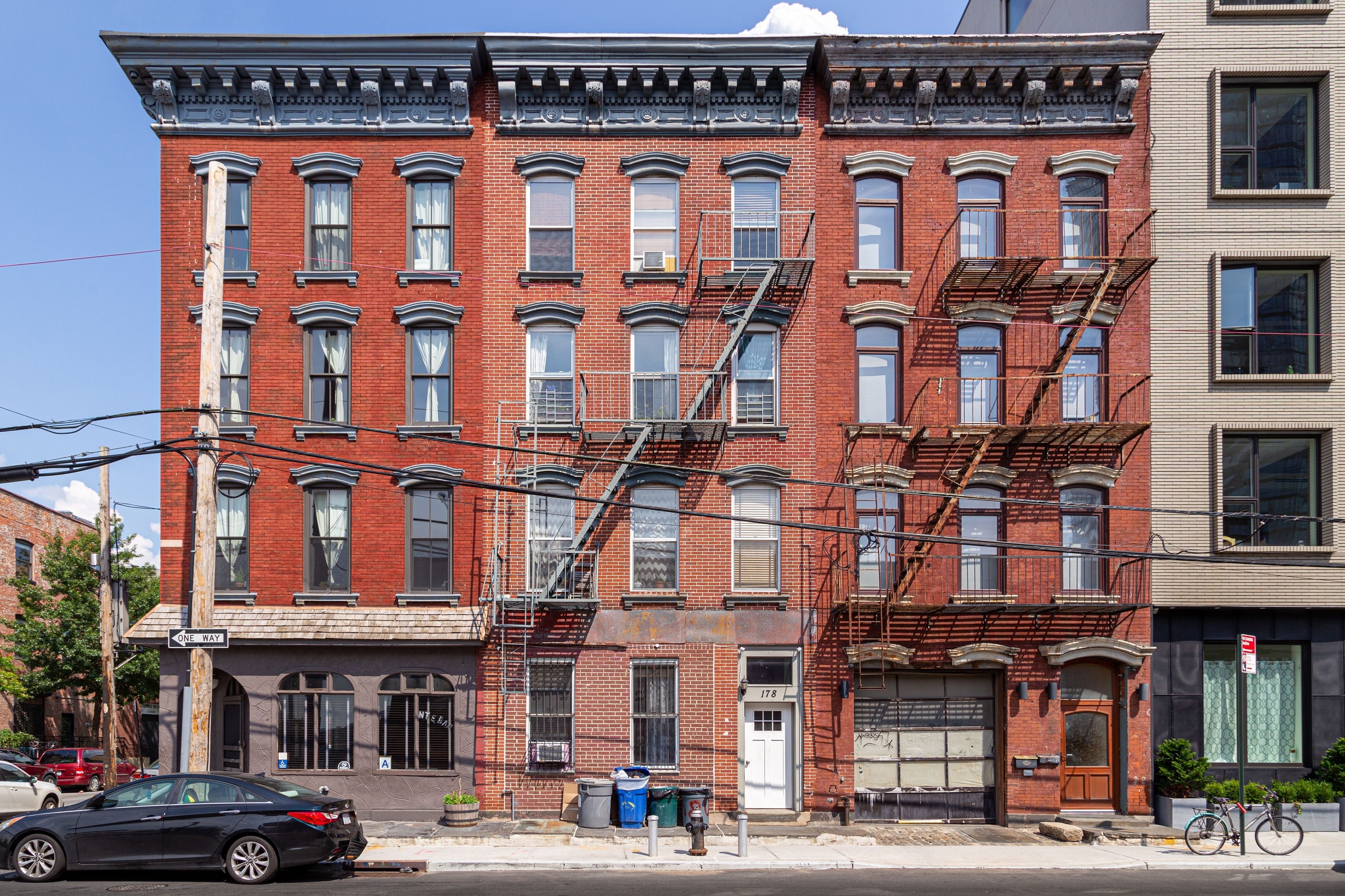 This awesome free tool will alert you when a new rent-stabilized apartment is available in NYC