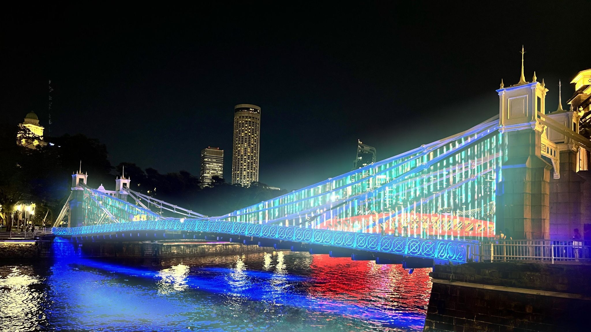 i Light Singapore 2025 is back this May, featuring 17 light installations from 20 artists