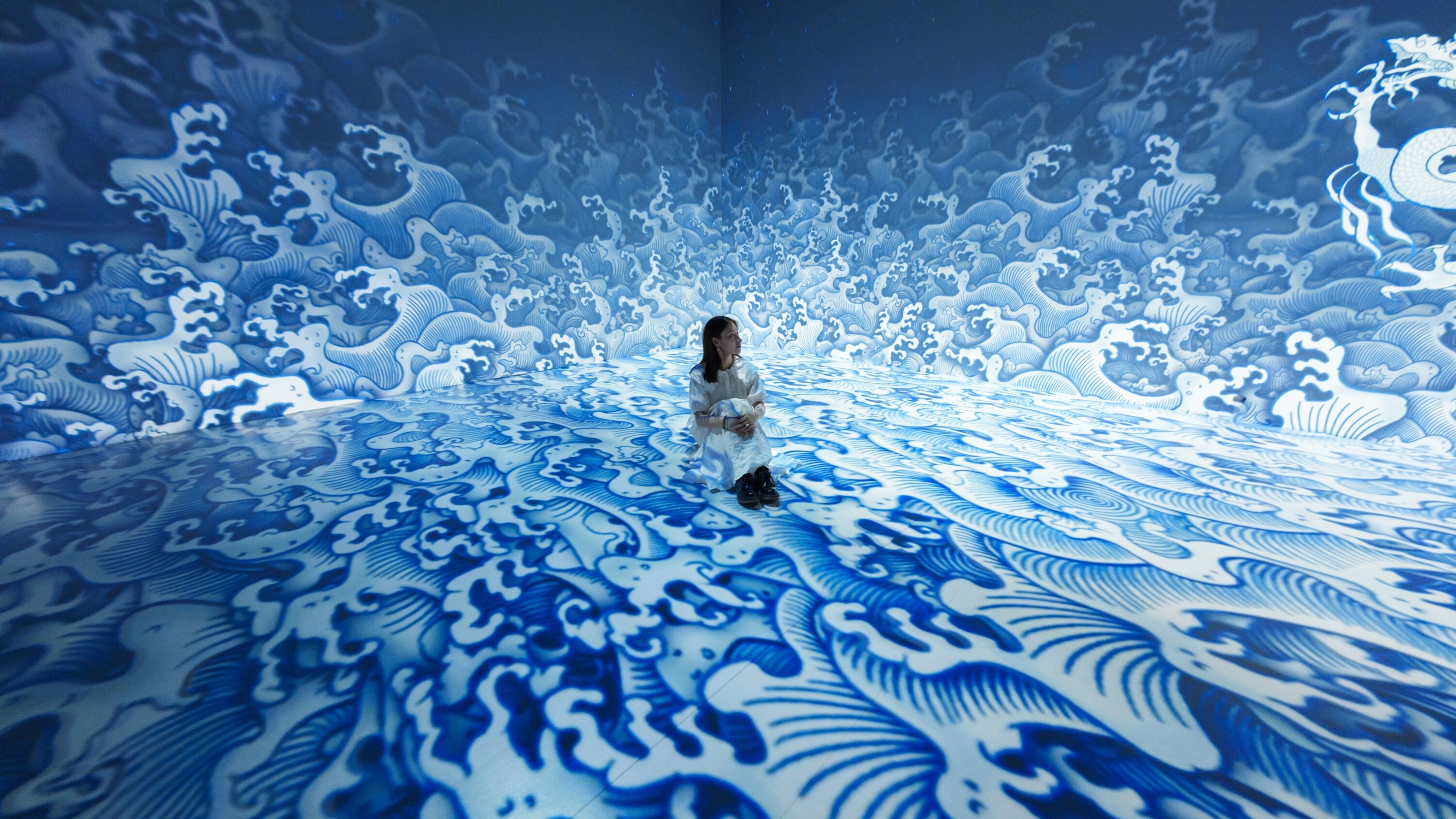 There are plenty of vibrant photo spots at this new digital exhibition at the Hong Kong Palace Museum
