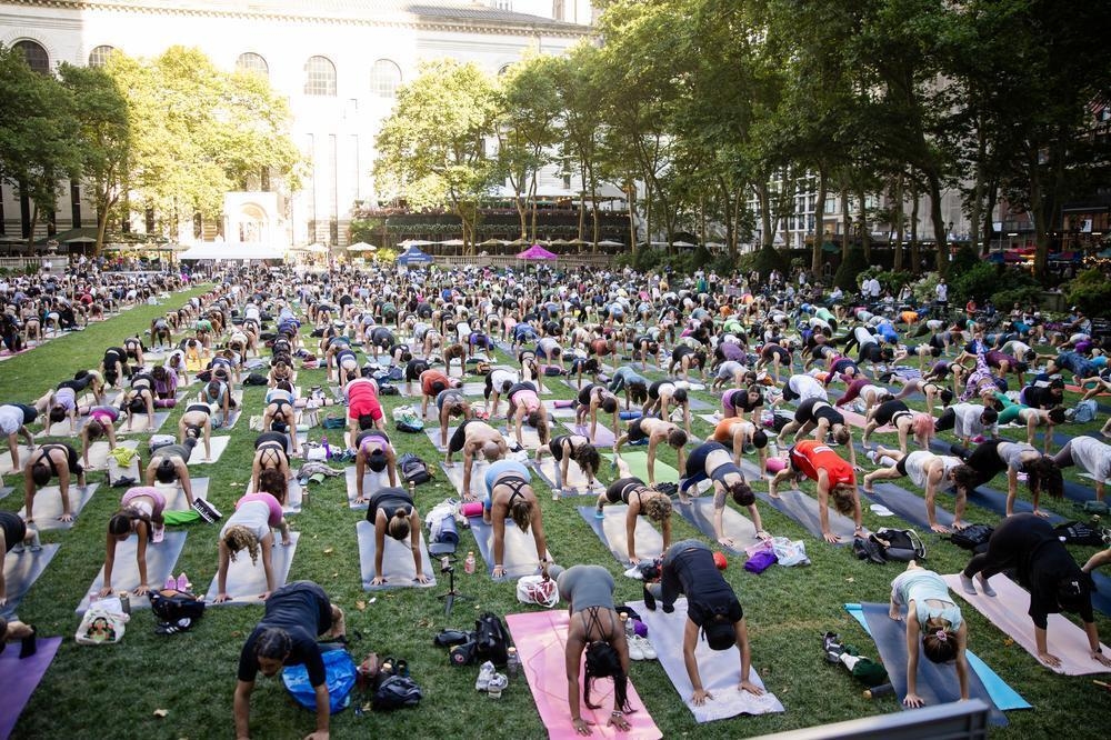 You can take free yoga classes at Bryant Park from now through September