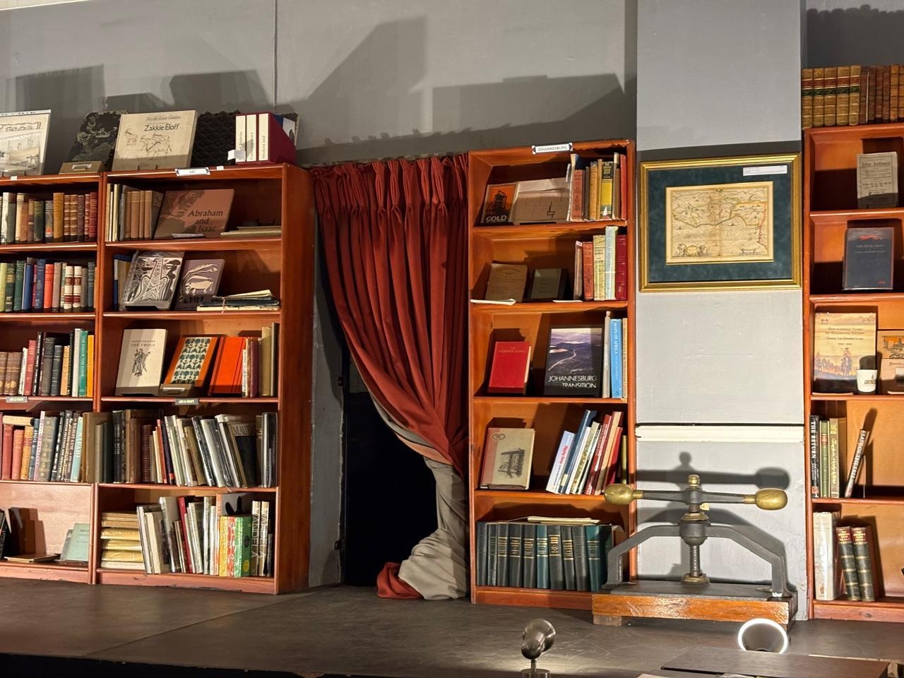 James Findlay bookstore at the Rand Club moves to Cape Town