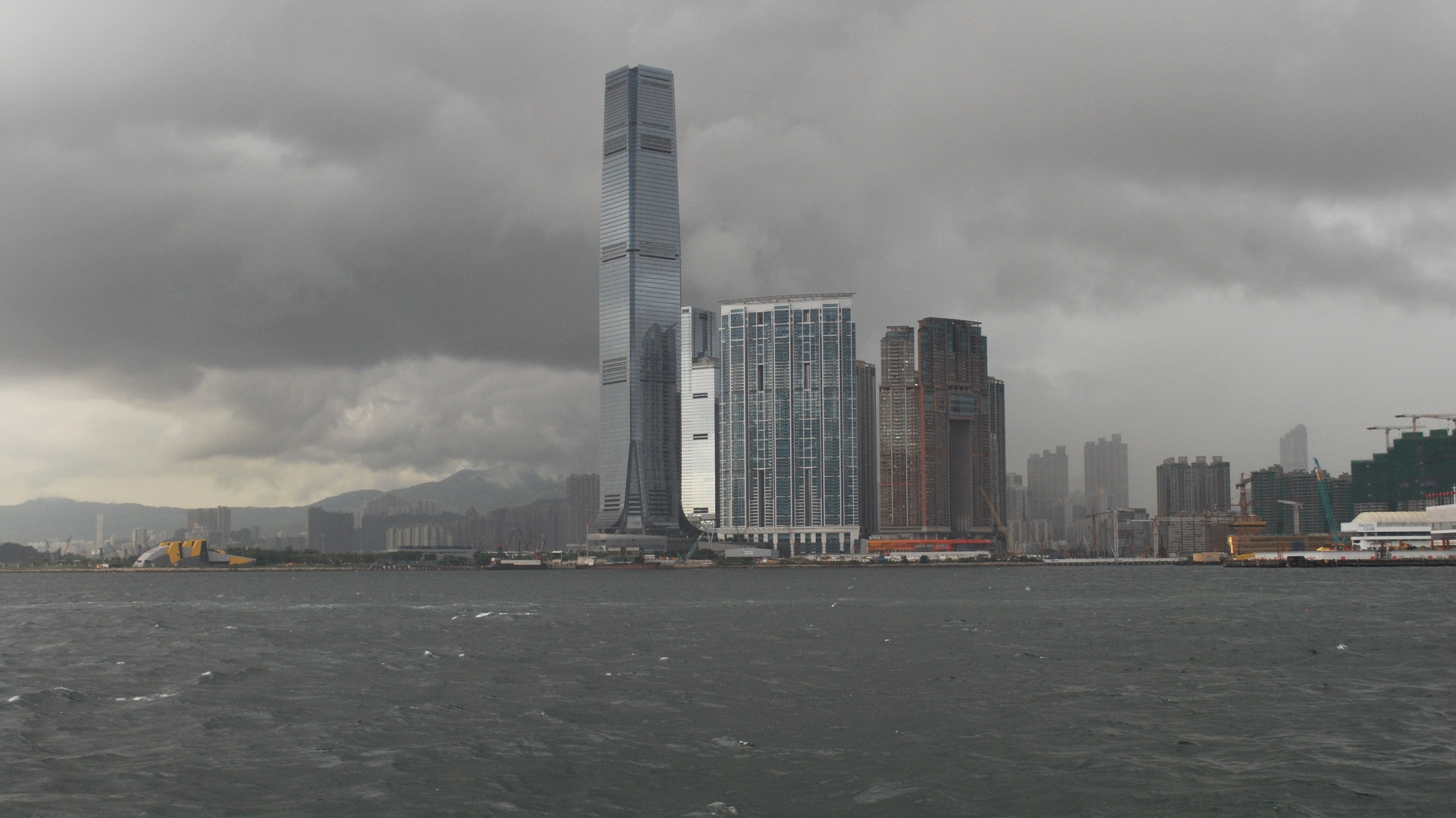 Heavy showers and thunderstorms expected for Hong Kong's weather this week