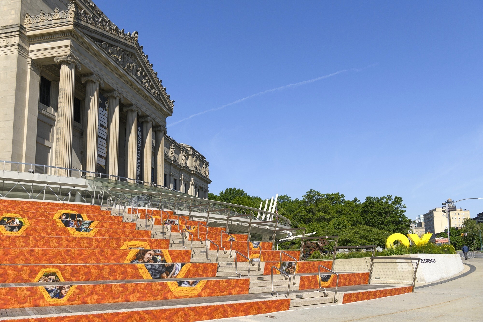 A giant mural is coming to the steps of the Brooklyn Museum this week