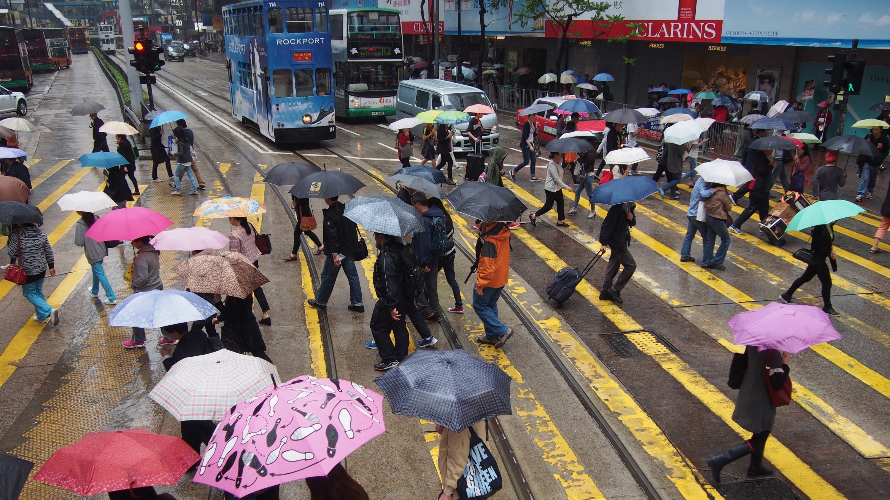 Tropical Cyclone Danas brings torrential rain to Hong Kong over the weekend