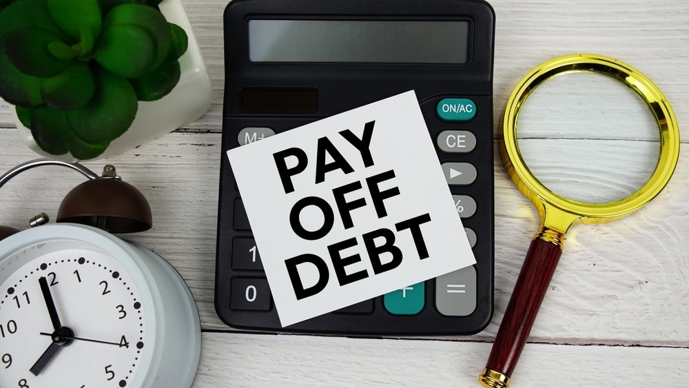 A 38-Year-Old Father Shares How He Paid $388,000 In Debt After Listening To Dave Ramsey: 'We Held Off On A Lot Of Big Purchases'